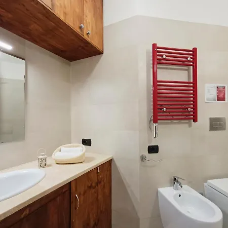 Appartement Roma! Colosseo 15 Min - Haydenhome Rome
