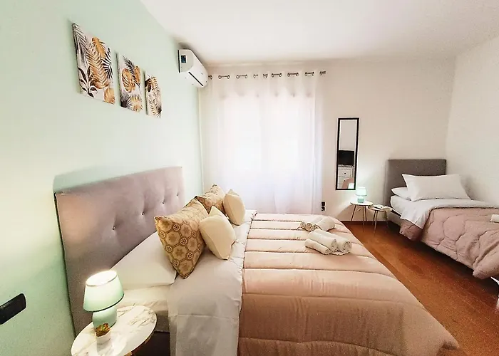 Апартаменты Roma! Colosseo 15 Min - Haydenhome