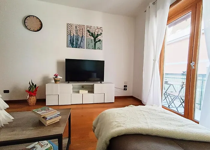 Апартаменты Roma! Colosseo 15 Min - Haydenhome