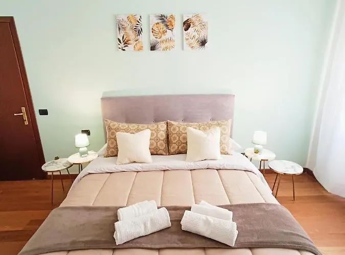 Апартаменты Roma! Colosseo 15 Min - Haydenhome Рим